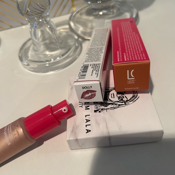 ✨ Glow & Gloss Makeup Set (3-Piece Bundle)BUXOM, LALA Beauty - Picture 2 of 7